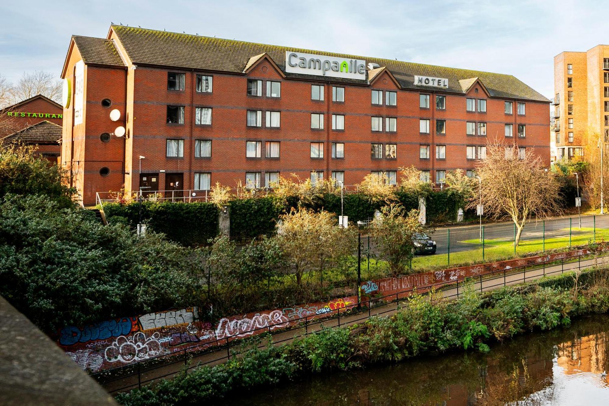 Campanile Manchester Salford  Exterior foto